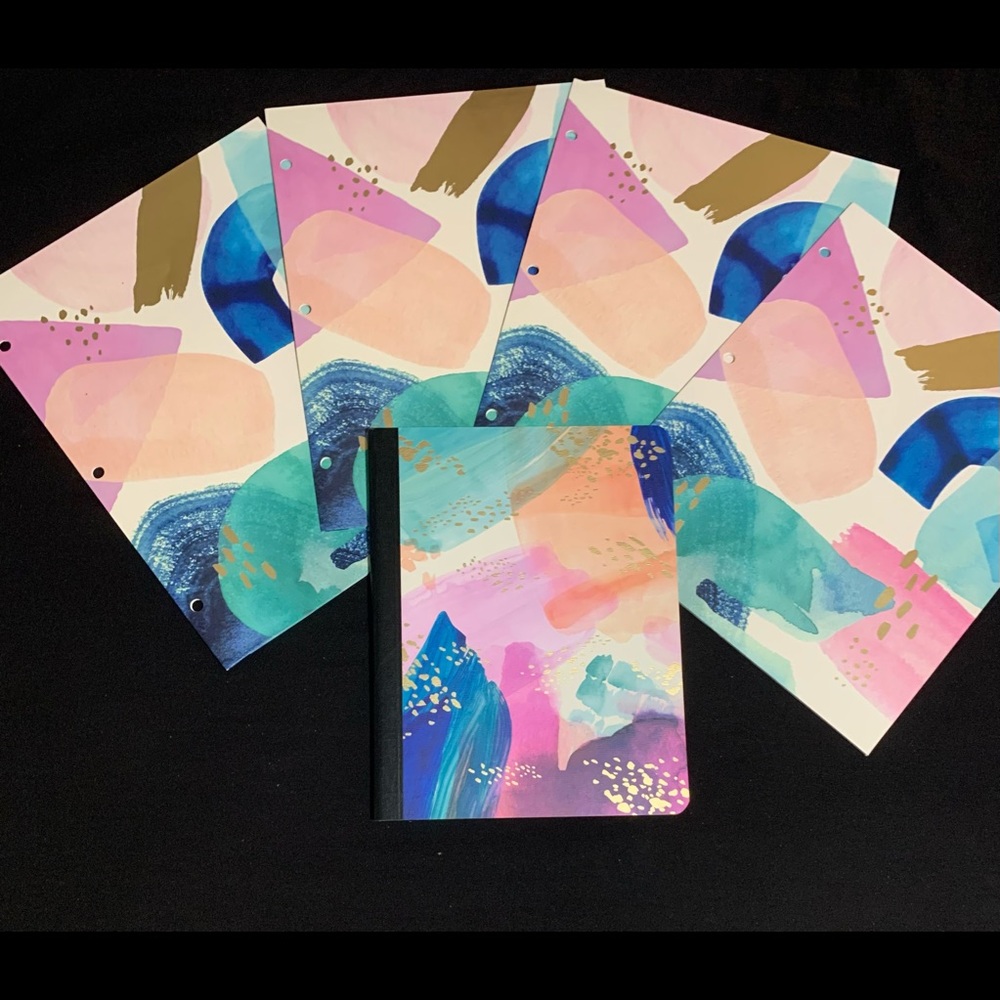 Airbush pocket folders with matching 1 college ruled notebook.